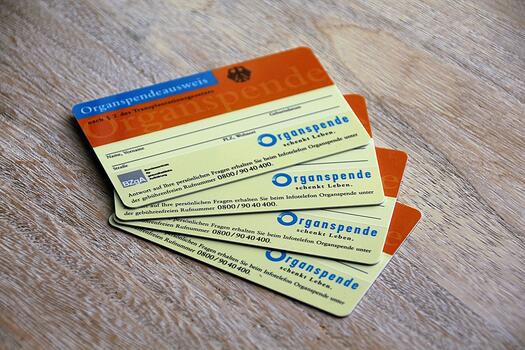 Organspende-Ausweise, Foto: Jasmin 777 auf Pixabay