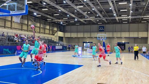 Ein Basketballspiel