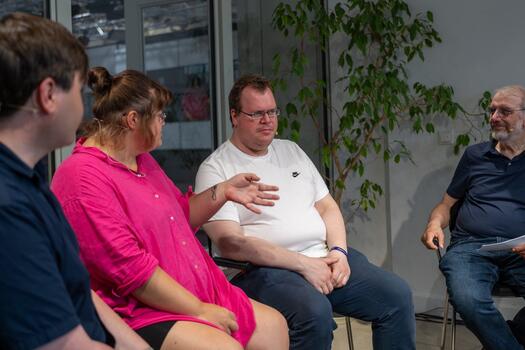 Dennis, Dave und Katzenauge bei Alex TV auf Sendung