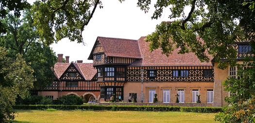 Schloss Cecilienhof, Bild von Kerstin Riemer auf Pixabay