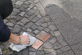 Stolpersteine putzen im Rahmen der Berliner Freiwilligentage