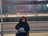 Gruppe 1: Mit der S-Bahn neue ÖPNV- Lektüre aus der Buchhandlung besorgen. Gruppe 1: Mit der S-Bahn neue ÖPNV- Lektüre aus der Buchhandlung besorgen.