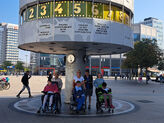 Gruppe 4: Ausflug zum Alexanderplatz. Gruppe 4: Ausflug zum Alexanderplatz.
